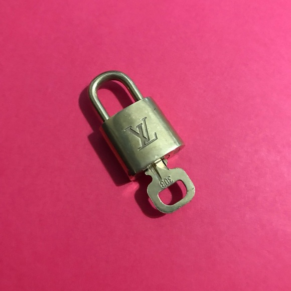 Louis Vuitton Accessories - #303 Louis Vuitton Gold Padlock and Key